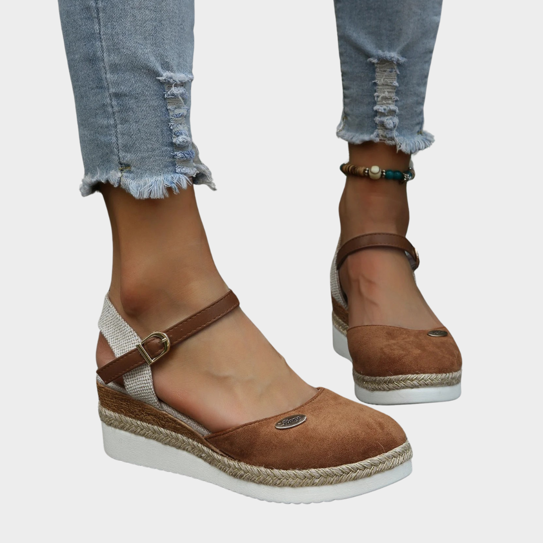Women’s Closed-Toe Wedge Sandals – Espadrille Platform Fit with Buckle Strap and Gladiator Style – Lightweight Comfortable Design – Multiple Colours