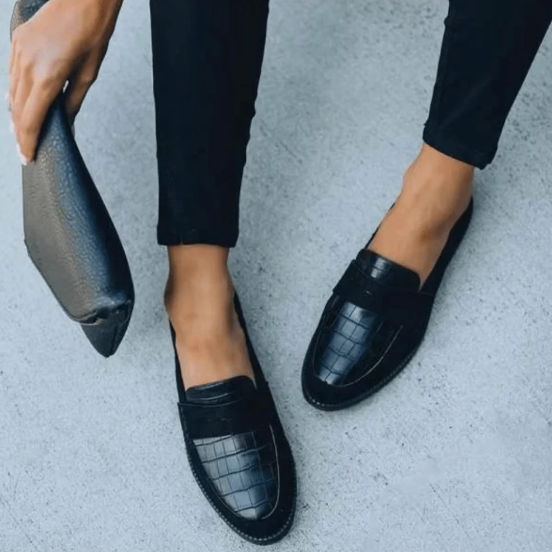 Women Loafers – Classic Slip On Flat Shoes – Croc Embossed Leather Look – Elegant Comfort – Black