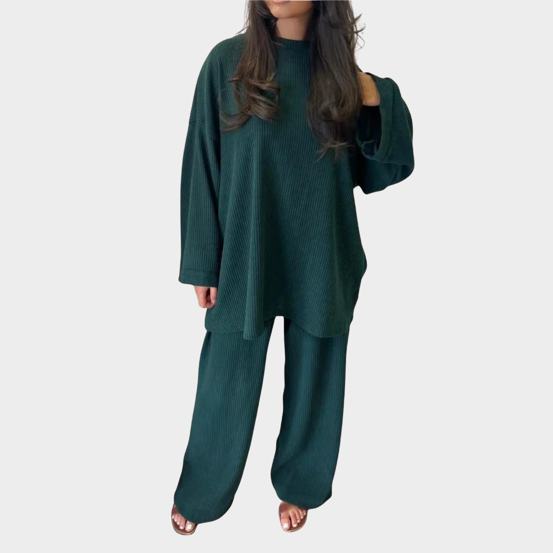 Women Two Piece Knitted Outfit – Casual Pullover Top and Loose Fit Trousers – Round Neck Soft Knit Material – Multiple Colours