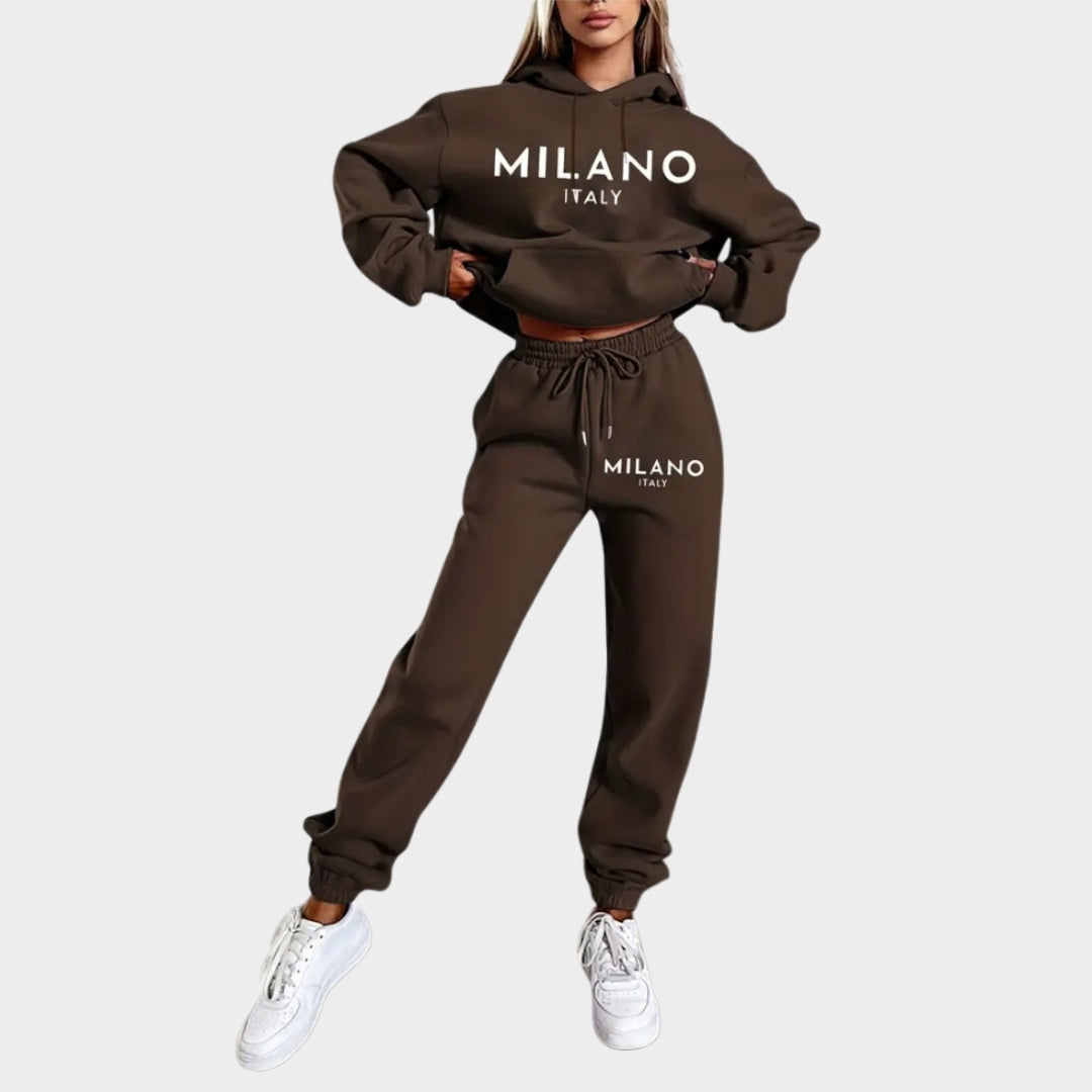 Women’s Hoodie Set - Streetwear Hip Hop Style 2-Piece Outfit - Plush Sweatshirt and Joggers - Black, Blue, Brown, Rose Red
