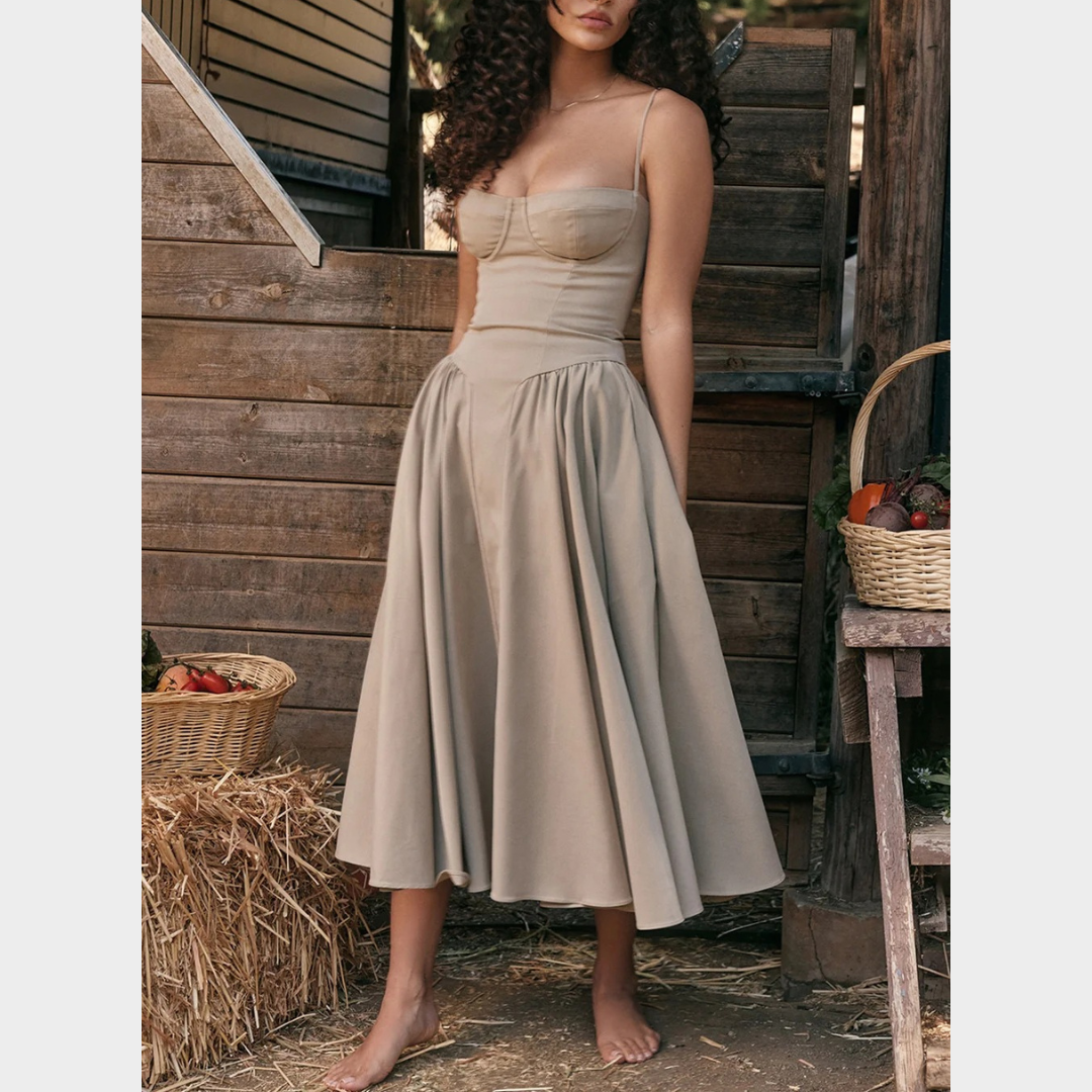 Women’s Long Dress – French Vintage Court Style – Sleeveless Tank Design – Elegant Flowing Fit – Multiple Colours