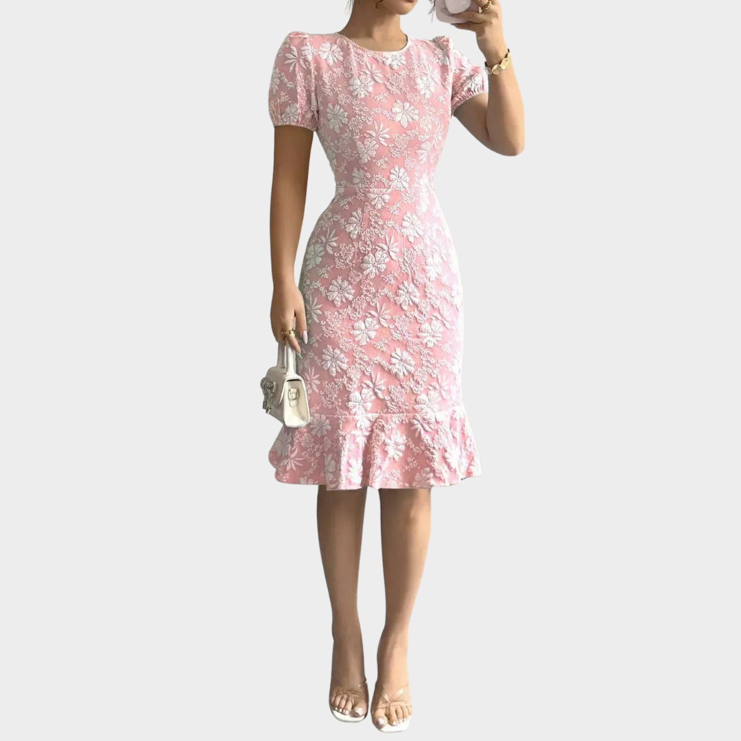 Women’s Dress – Elegant Slim Fit Short Sleeve O-Neck Knee Length Ruffled Hem Casual Solid Style – Multiple Colours