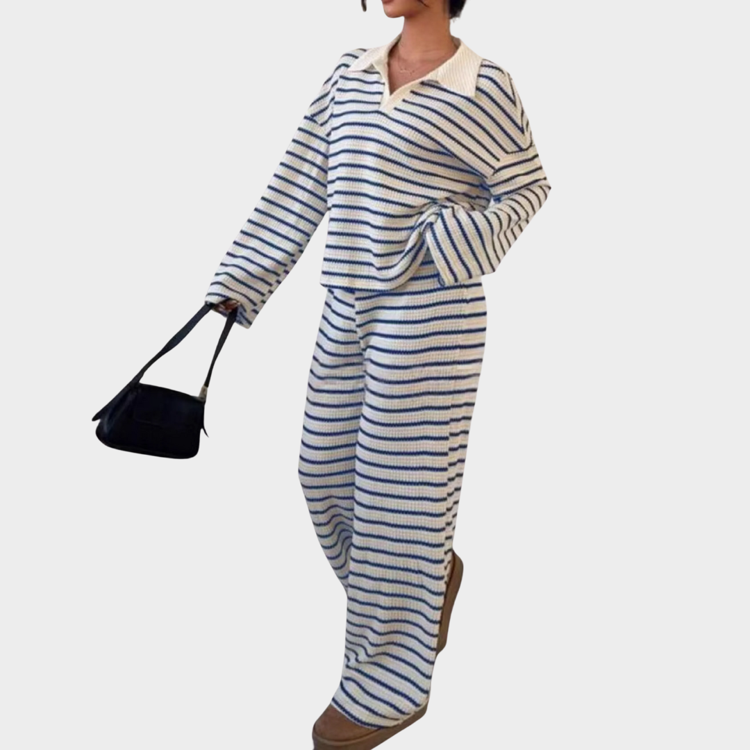 Women Two Piece Plaid Pantsuit – Long Sleeve Top with Turn Down Collar and Matching Wide Leg Trousers – Elegant Casual Outfit – Multiple Colours