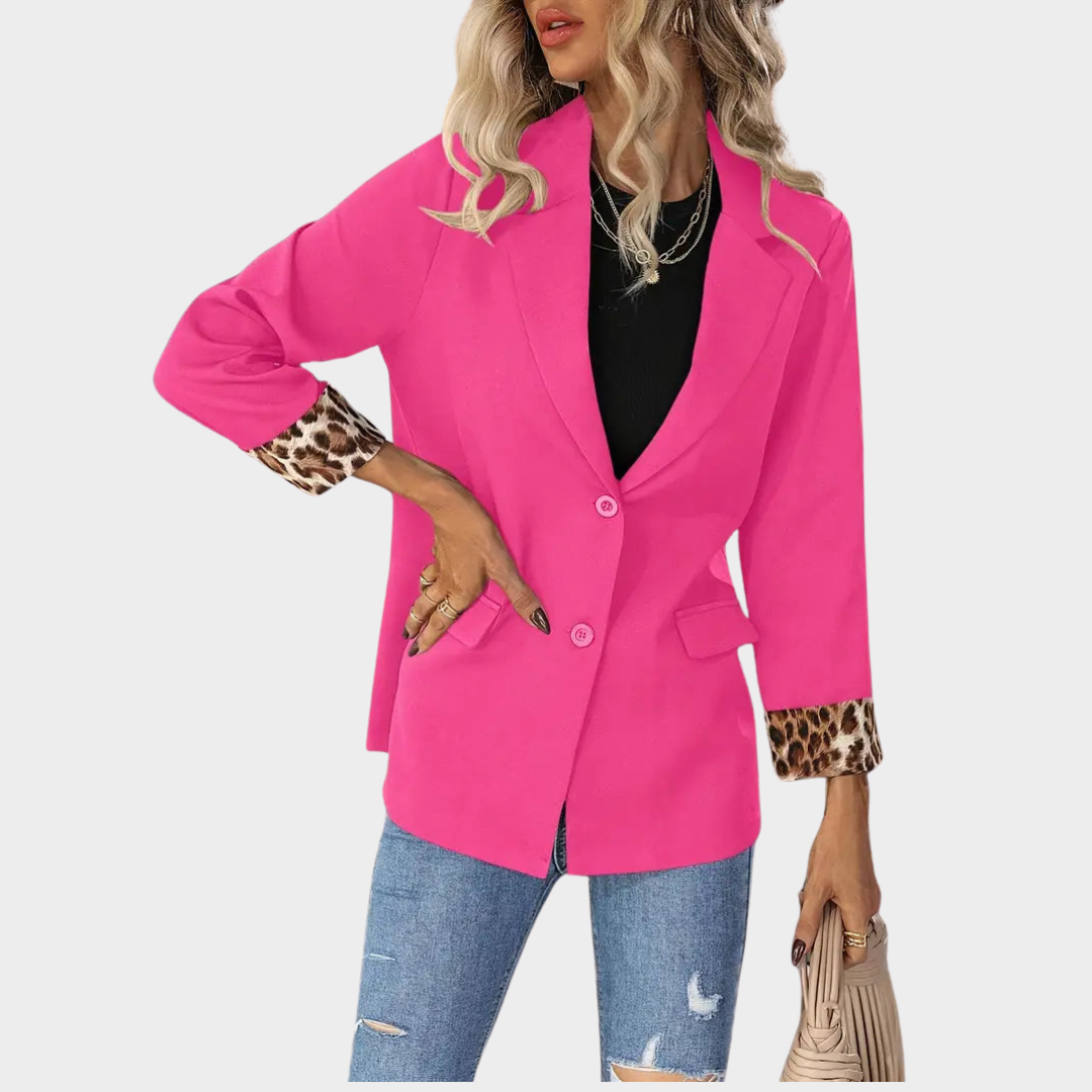 Women's Single-Breasted Blazer – Tailored Fit – Lightweight & Breathable – Contrast Detail – Leopard Print – Light Pink