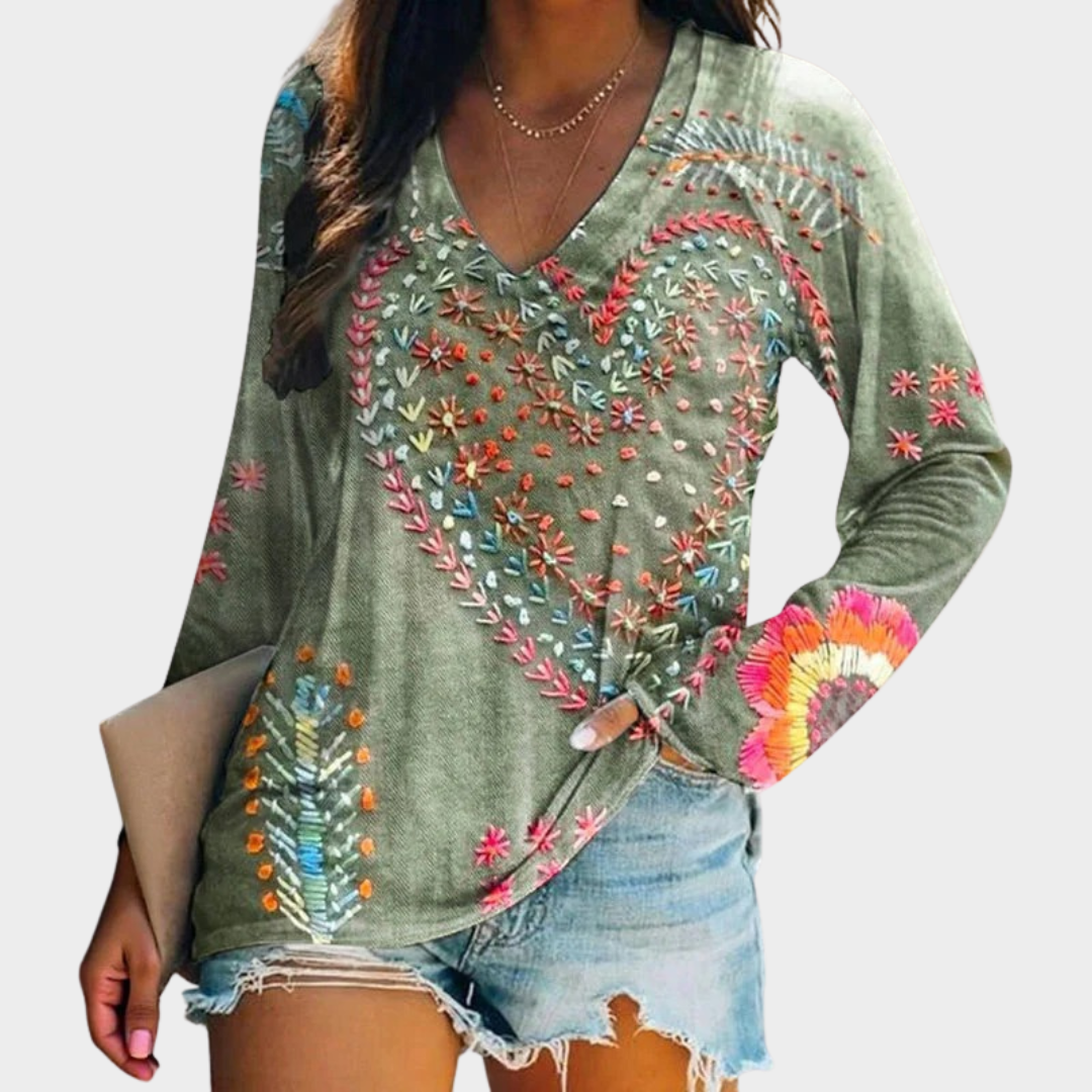 Women's Vintage Heart Print T-Shirt – Long Sleeve V-Neck Cotton Polyester Top – Green
