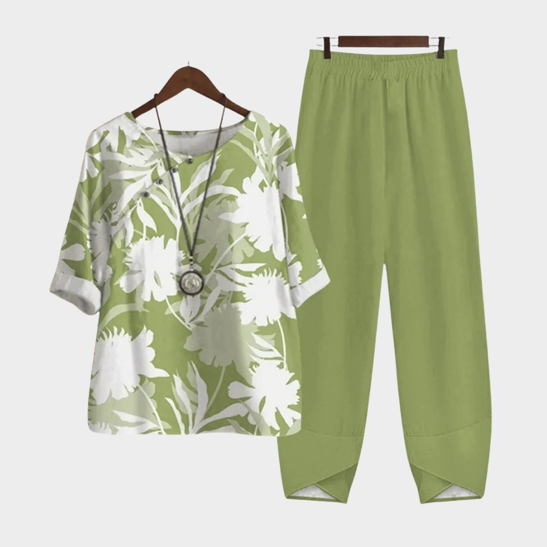Women's Loose Fit Two-Piece Set – Elegant Airy Outfit – Multiple Colours