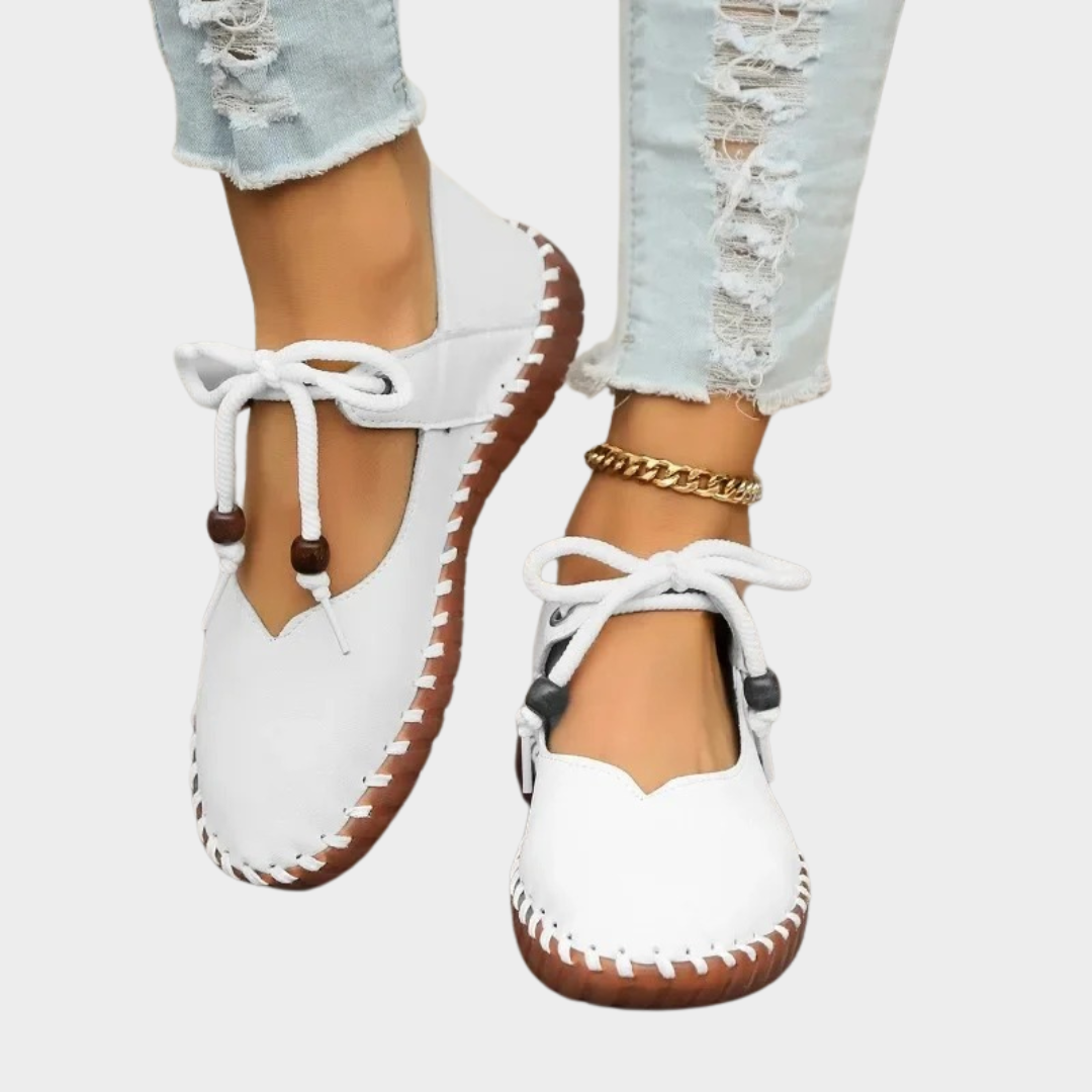 Women’s Casual Lace-Up Flat Sneakers – Lightweight Walking Trainers – Sporty Breathable Design – Multiple Colours