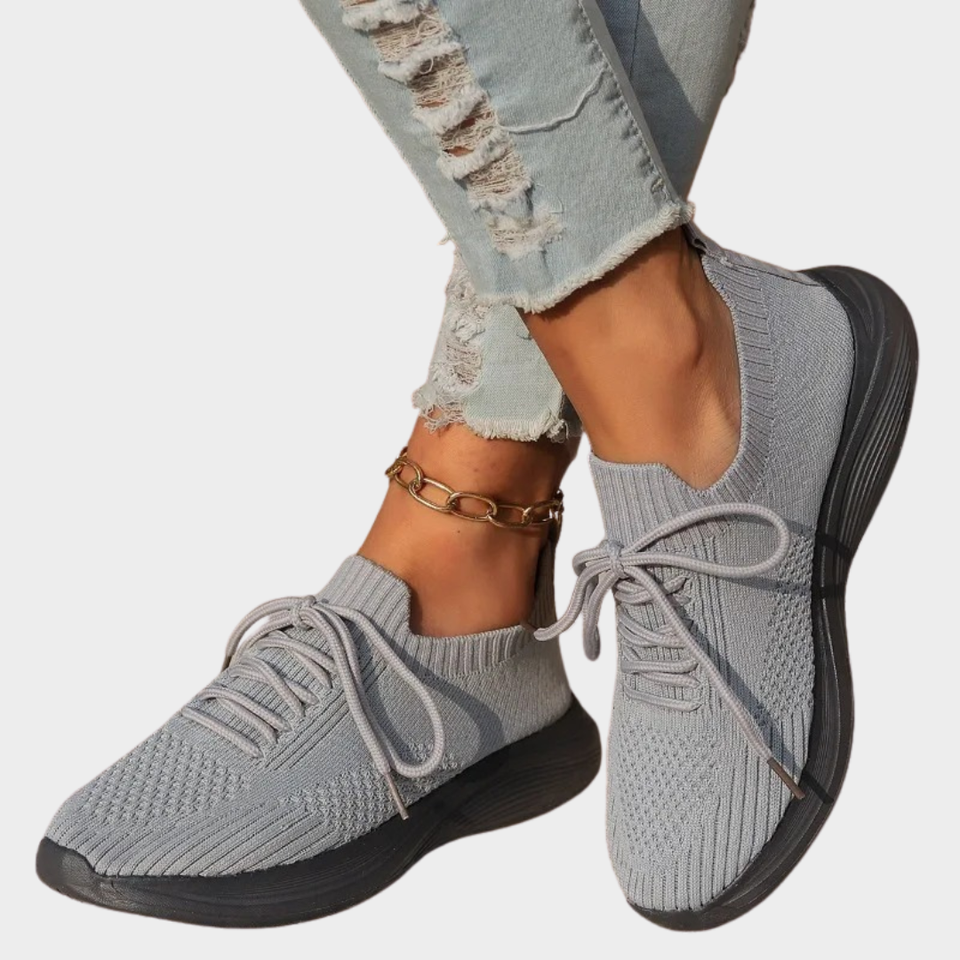 Women’s Casual Lace-Up Sneakers – Thick Sole Comfort Trainers – Front Tie Solid Colour Walking Shoes – Multiple Colours