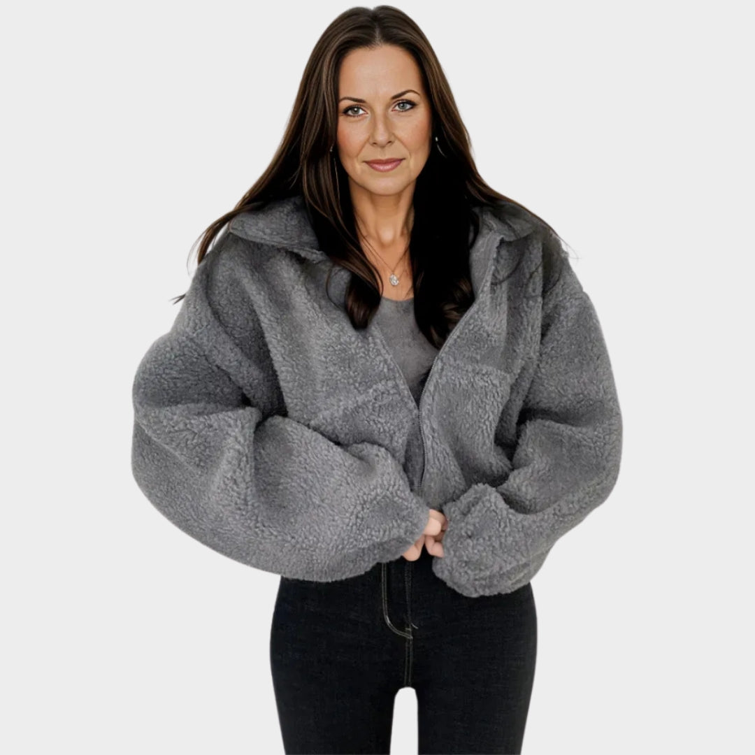 Women’s Shearling Jacket – Warm Fleece Lining, Relaxed Fit, Zip-Up Collar, Winter Style