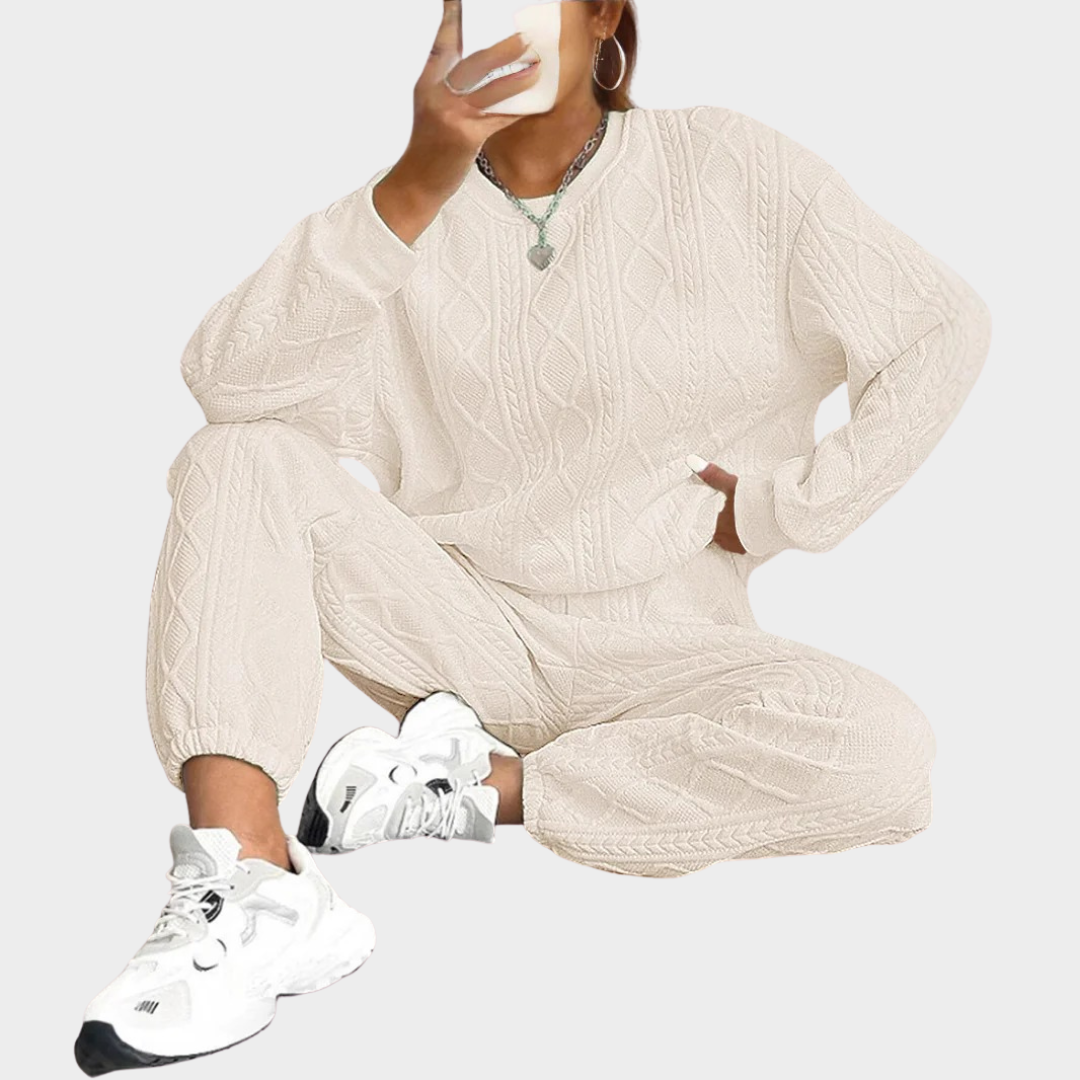 Women Two Piece Set – Long Sleeve Sweatshirt and Sweatpants – Relaxed Fit Casual Loungewear – Soft Fabric Comfort – Multiple Colours