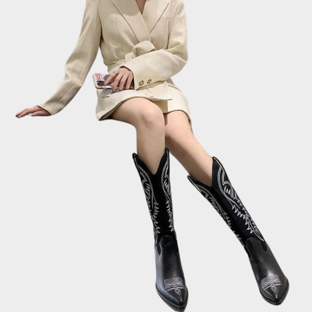 Women's Pointed Toe Ankle Boots – Square Heels – Western Style – Faux Leather – Multiple Colours