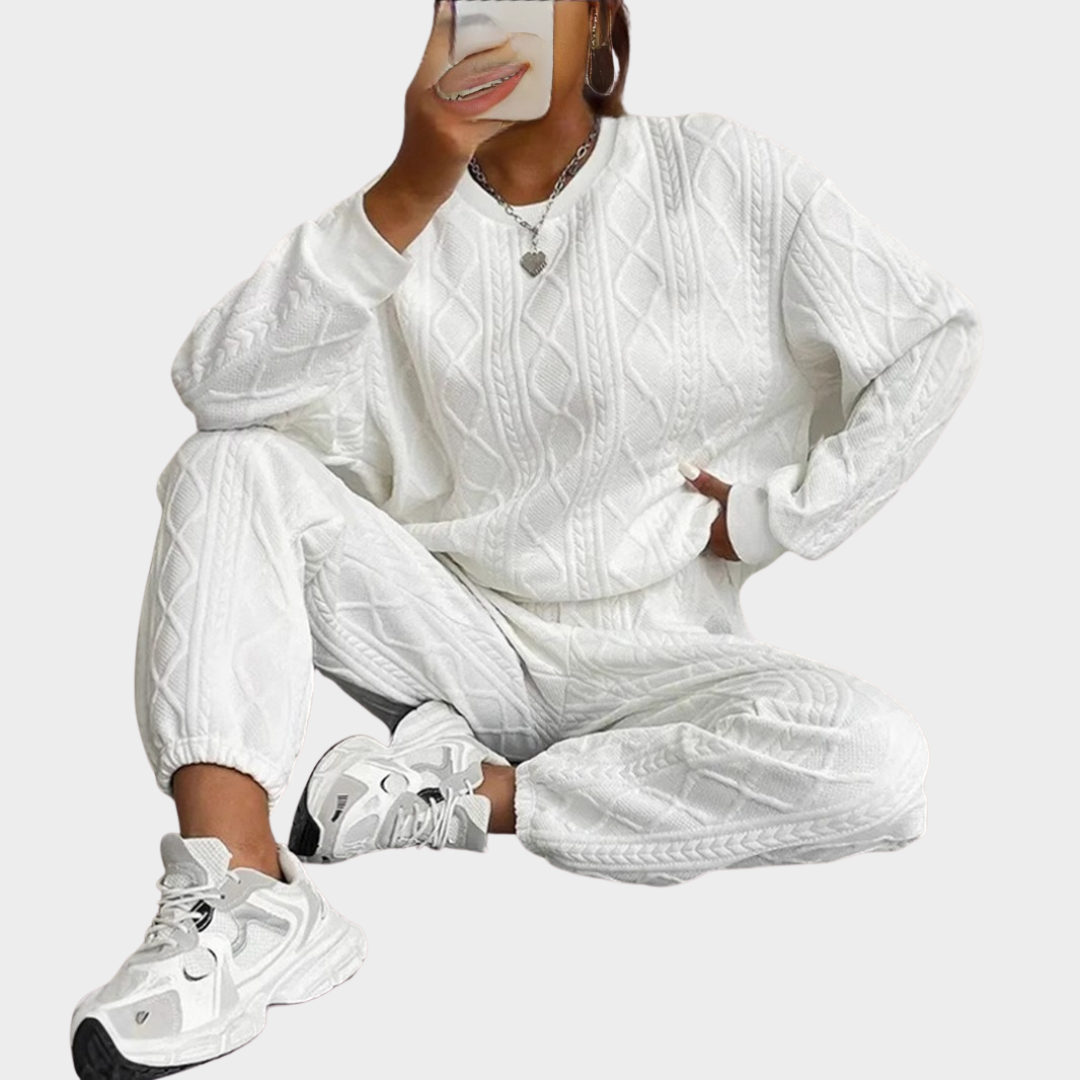 Women Two Piece Set – Long Sleeve Sweatshirt and Sweatpants – Relaxed Fit Casual Loungewear – Soft Fabric Comfort – Multiple Colours
