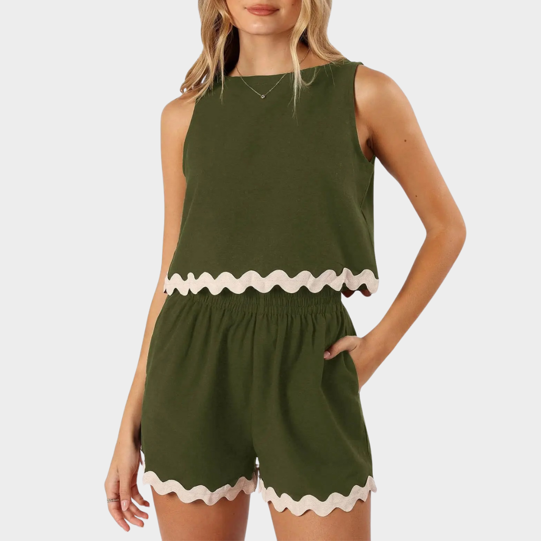 Women’s Casual Two-Piece Shorts Set – Loose Fit Top and Bottom – Elegant Minimalist Design – Lightweight Comfortable Fabric – Multiple Colours