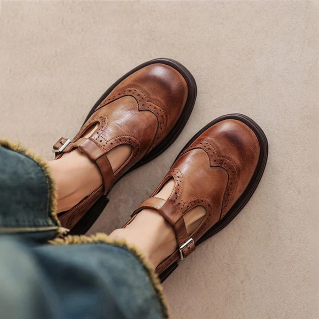 Women’s Elegant Mary Janes – Classic Leather Shoes with Strap Fastening and Comfort Sole – Multiple Colours