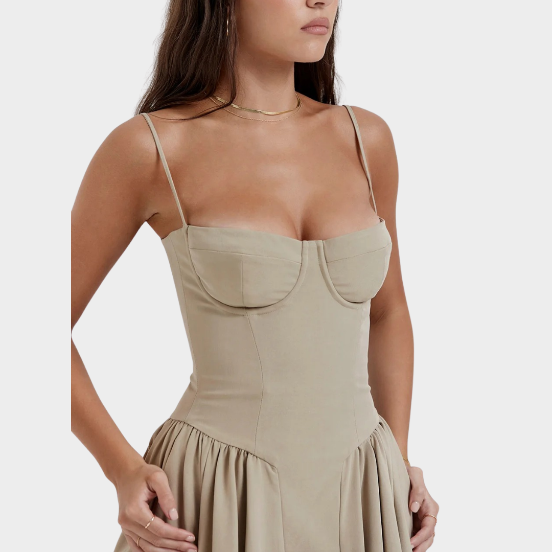 Women’s Long Dress – French Vintage Court Style – Sleeveless Tank Design – Elegant Flowing Fit – Multiple Colours